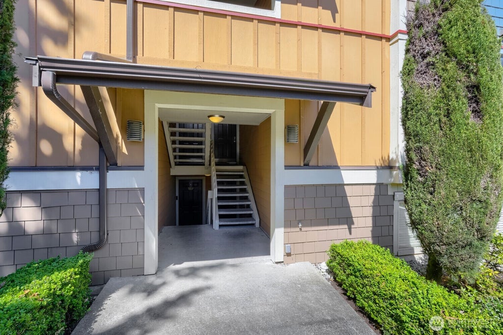Photo of 8240 126th Avenue NE #A101, Kirkland, WA 98033 (MLS # 2534160)