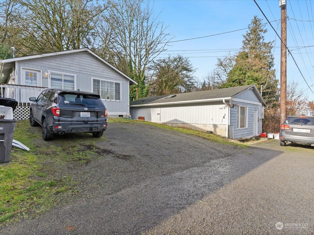 Photo of 2125 Bigelow Street, Everett, WA 98203 (MLS # 2185277)