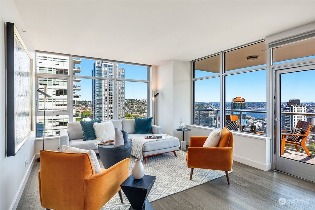 Photo of 588 Bell Street #2602, Seattle, WA 98121 (MLS # 2152287)