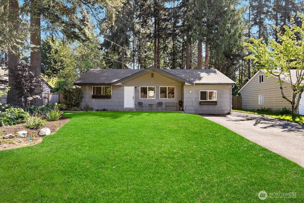 Photo of 23627 101st Avenue W, Edmonds, WA 98020 (MLS # 2518082)