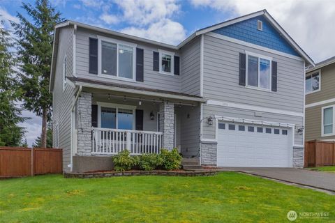 Photo of 1804 Harborview Drive, Aberdeen, WA 98520 (MLS # 2499036)