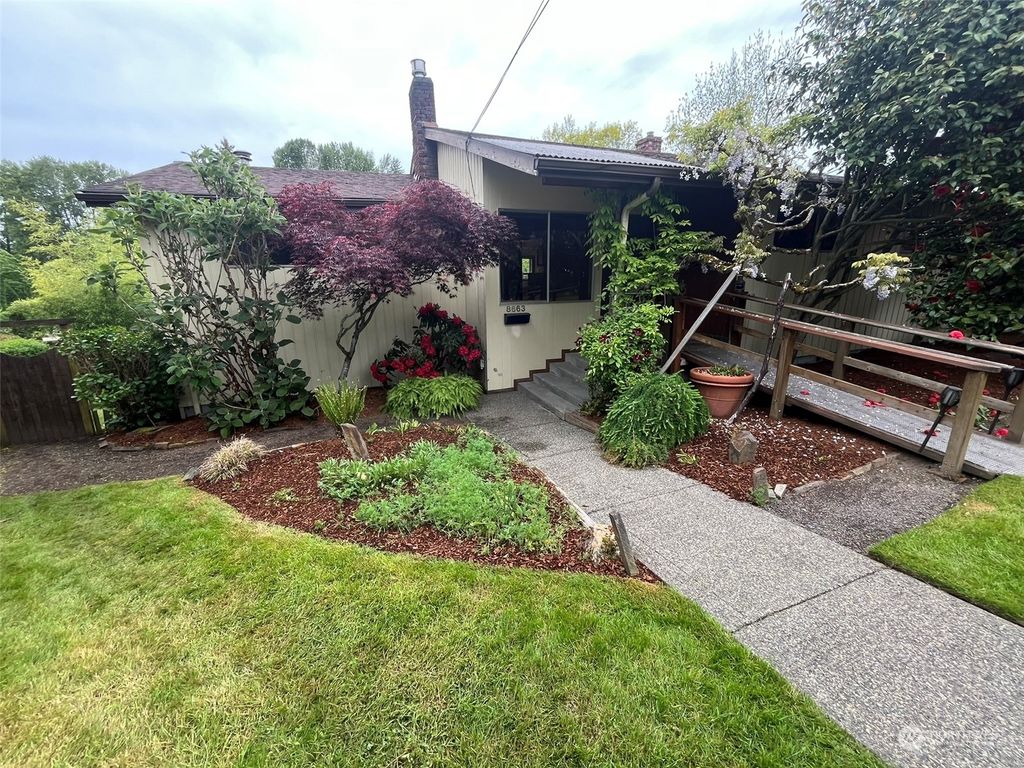 Photo of 8663 Island Drive S, Seattle, WA 98118 (MLS # 2233099)