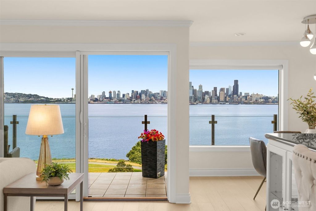 Photo of 1737 Harbor Avenue SW #405-S, Seattle, WA 98126 (MLS # 2535525)