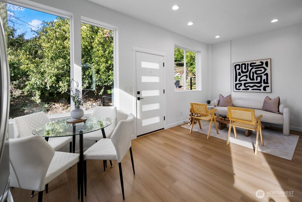 Photo of 2805 S Grand Street, Seattle, WA 98144 (MLS # 2498291)