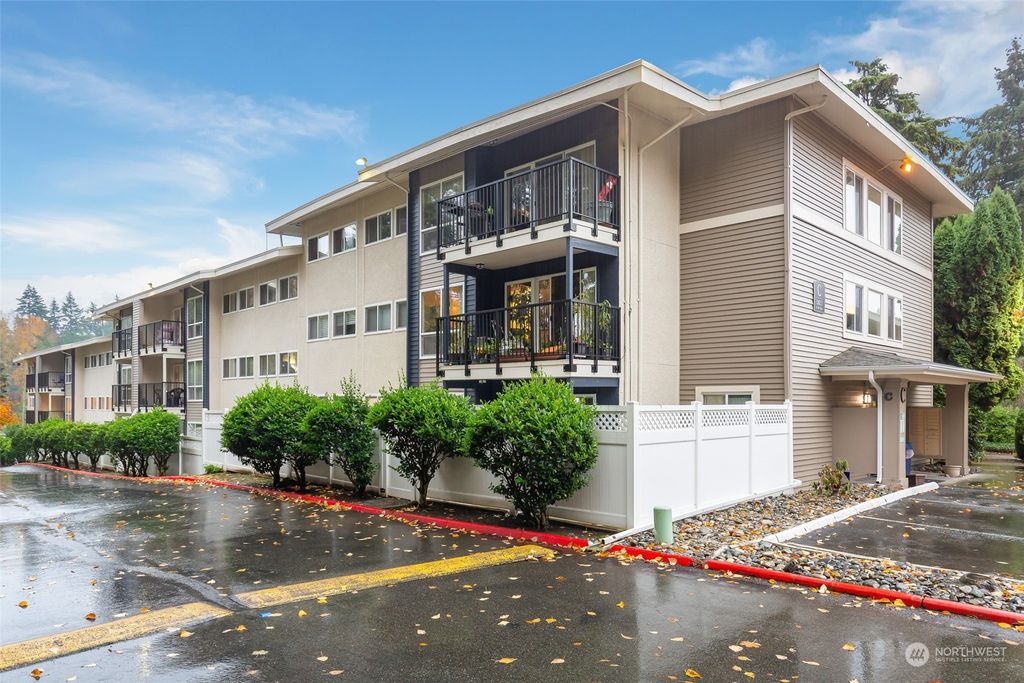 Photo of 12631 NE 9th Place #C207, Bellevue, WA 98005 (MLS # 2308558)