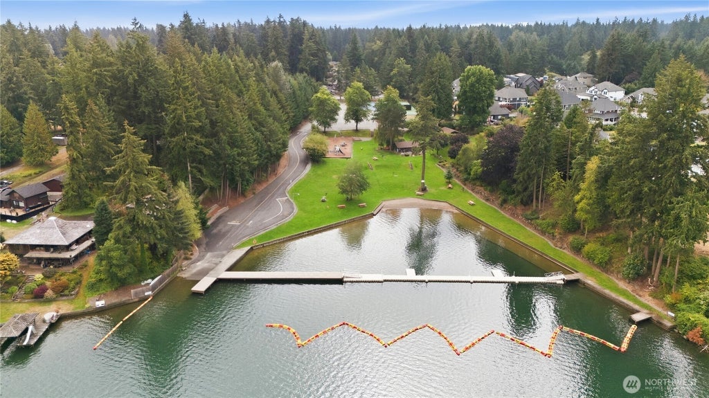 Photo of 17209 45th St ST E, Lake Tapps, WA 98391 (MLS # 2583210)
