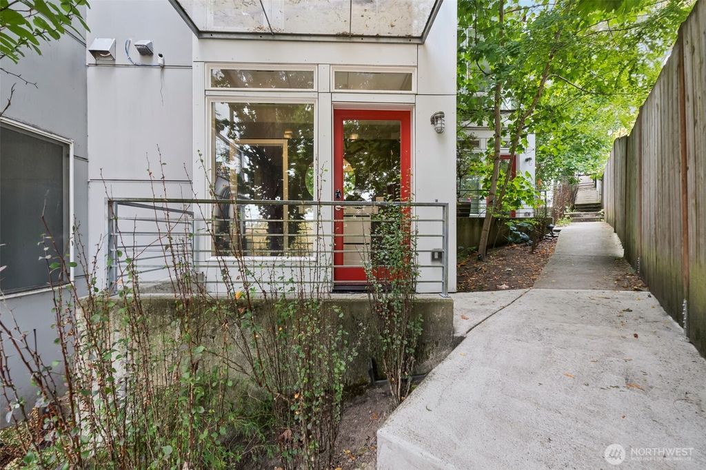 Photo of 1003 Sturgus Avenue S, Seattle, WA 98144 (MLS # 2430103)