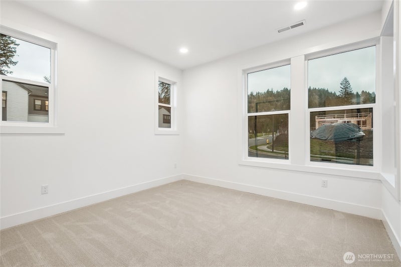 8501 137th Avenue SE 3