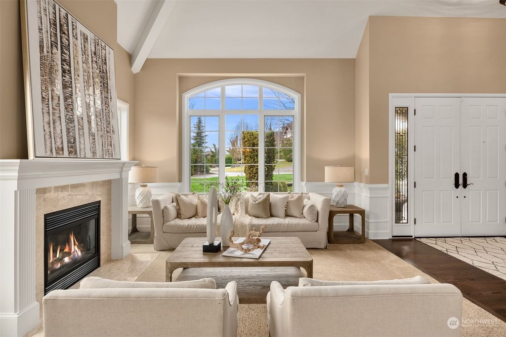 Photo of 17087 SE 65th Place, Bellevue, WA 98006 (MLS # 2199601)