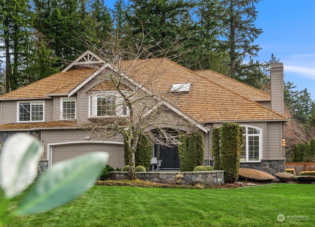 Photo of 17087 SE 65th Place, Bellevue, WA 98006 (MLS # 2199601)