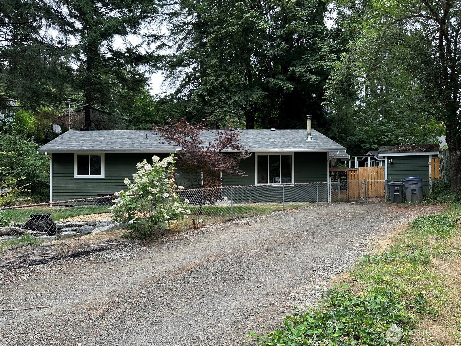 90 NE Burt Court