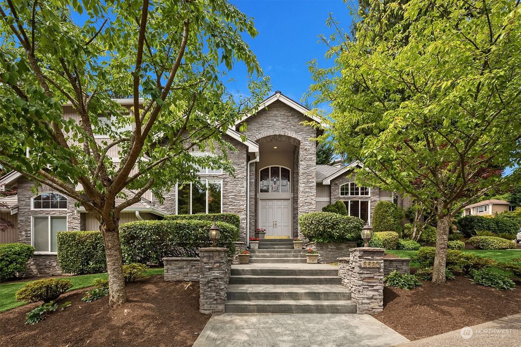 Photo of 6583 156th Avenue SE, Bellevue, WA 98006 (MLS # 2135043)