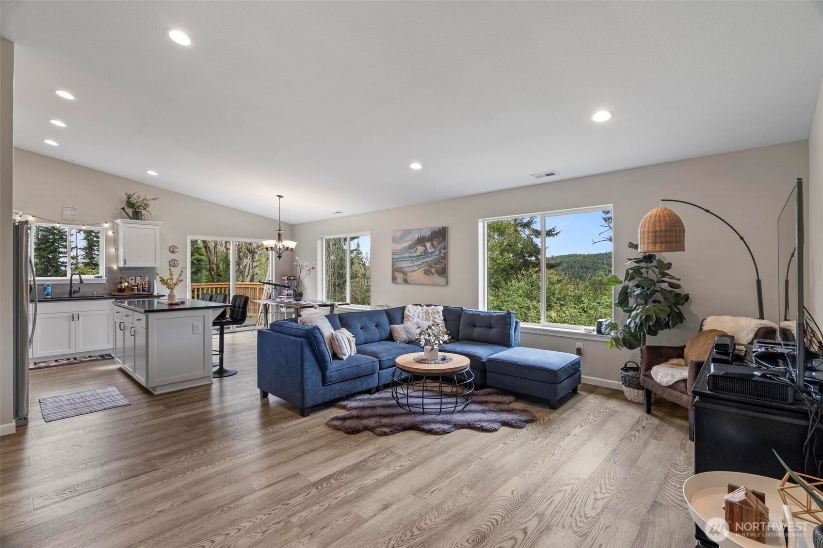 144 Loop Road