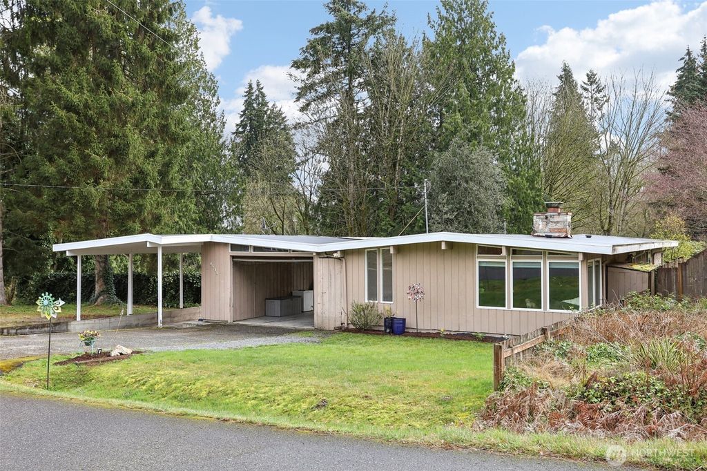 Photo of 8515 Valhalla Drive, Everett, WA 98208 (MLS # 2351537)