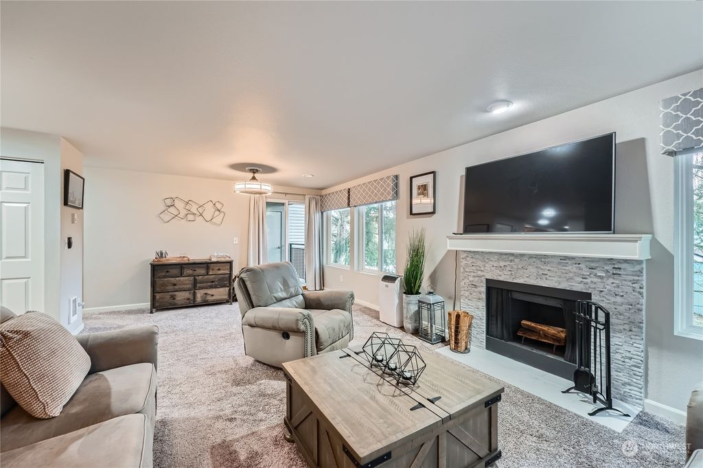 Photo of 26339 116th Avenue SE #I205, Kent, WA 98030 (MLS # 2323706)