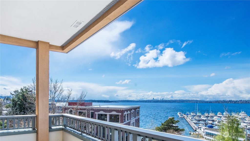 Photo of 108 2nd Avenue S #201, Kirkland, WA 98033 (MLS # 2056775)
