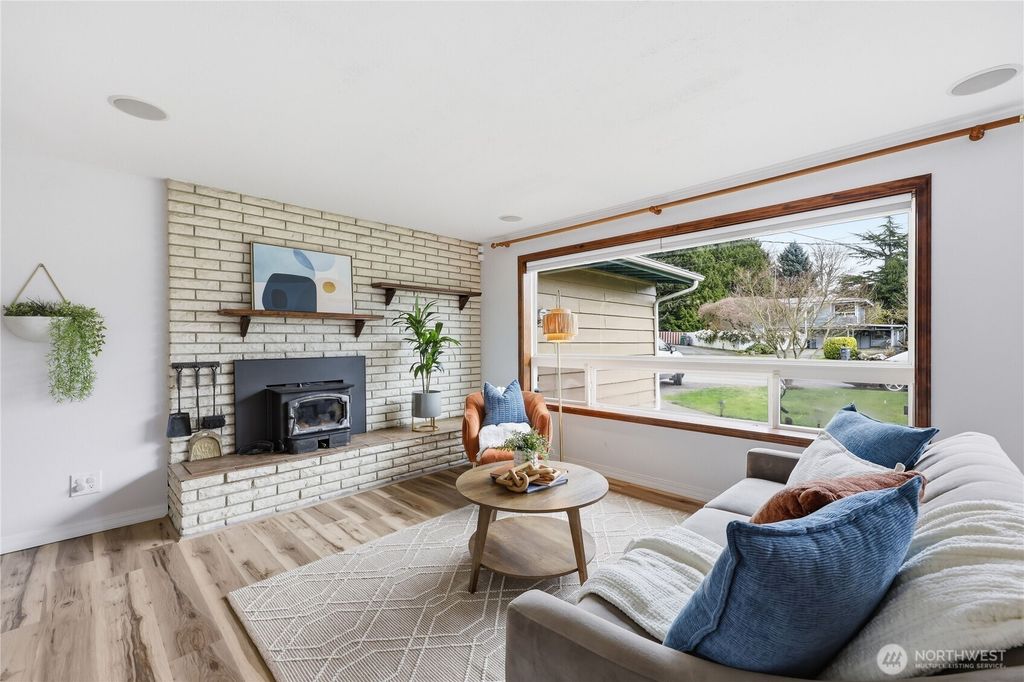 Photo of 3517 Parker Lane, Bremerton, WA 98310 (MLS # 2496561)