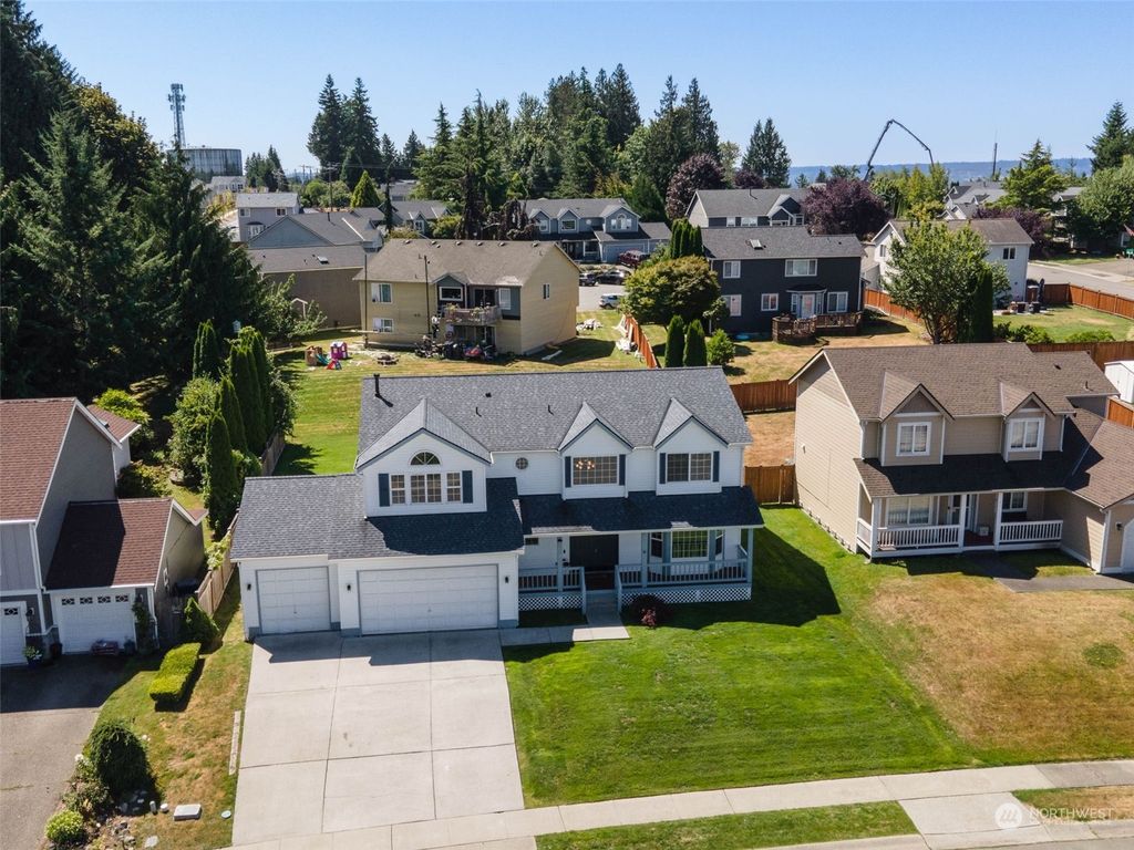 Photo of 7028 46th Street NE, Marysville, WA 98270 (MLS # 2146478)