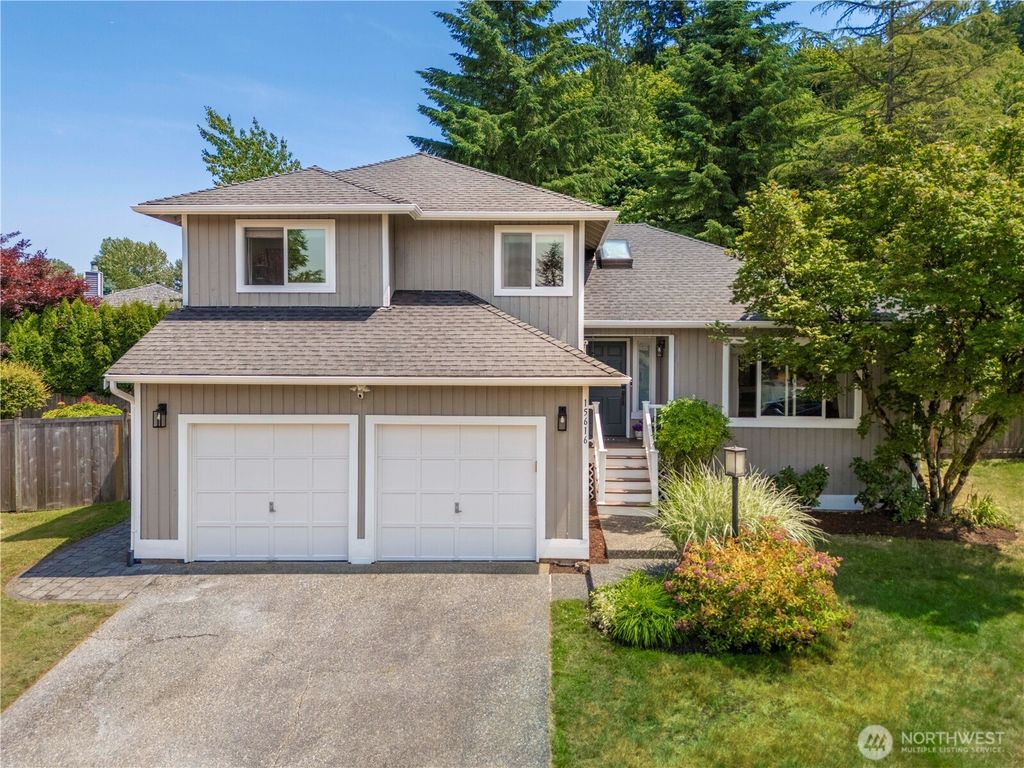 Photo of 15616 160th Court SE, Renton, WA 98058 (MLS # 2397441)