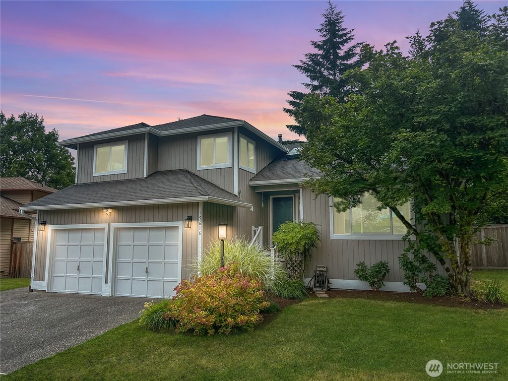 Photo of 15616 160th Court SE, Renton, WA 98058 (MLS # 2397441)