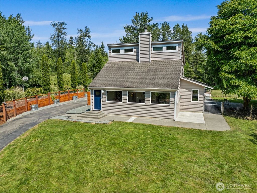Photo of 12427 251st Avenue SE, Monroe, WA 98272 (MLS # 2382121)