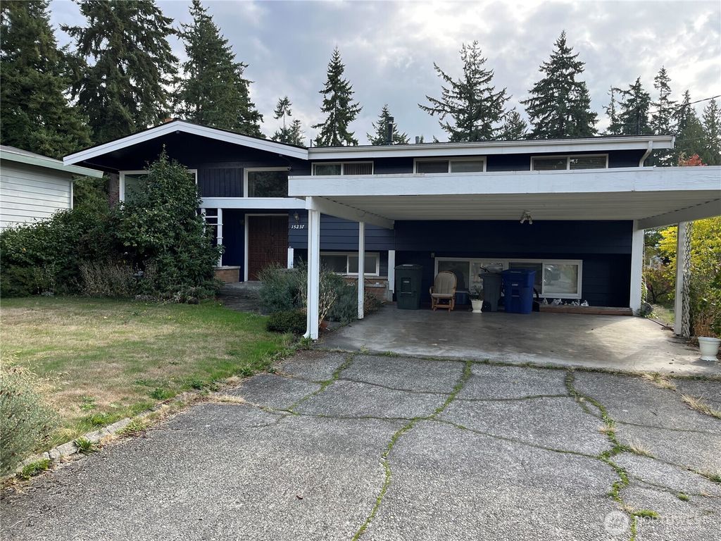 Photo of 15237 NE 3rd Street, Bellevue, WA 98007 (MLS # 2447655)