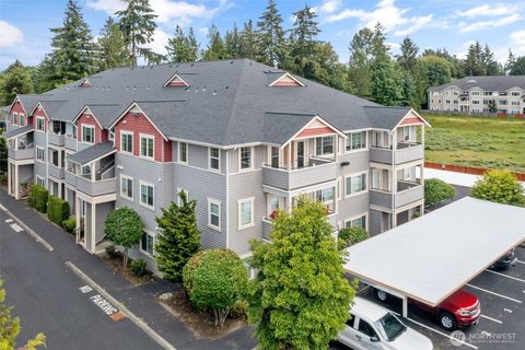 Photo of 13203 97th Avenue E #301, Puyallup, WA 98373 (MLS # 2537583)
