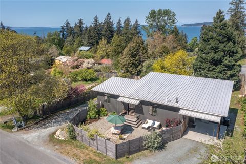 Photo of 183 Spruce Street, Orcas Island, WA 98245 (MLS # 2515278)