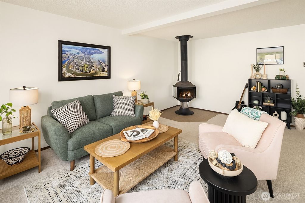 Photo of 1612 33rd Street #104, Everett, WA 98201 (MLS # 2472399)