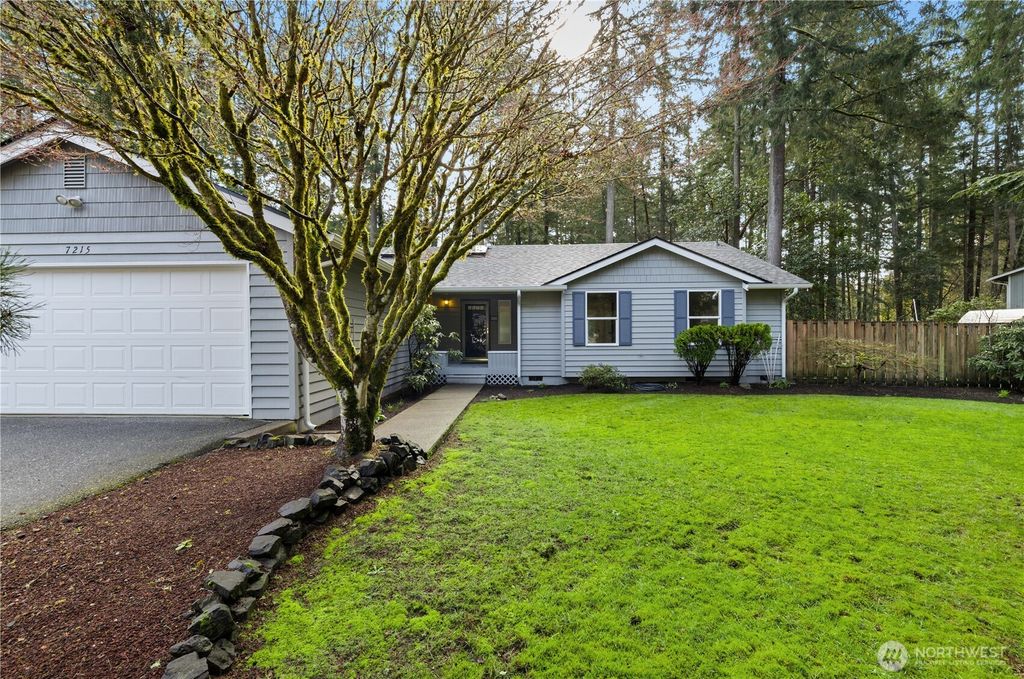 Photo of 7215 54th Avenue NW, Gig Harbor, WA 98335 (MLS # 2497649)