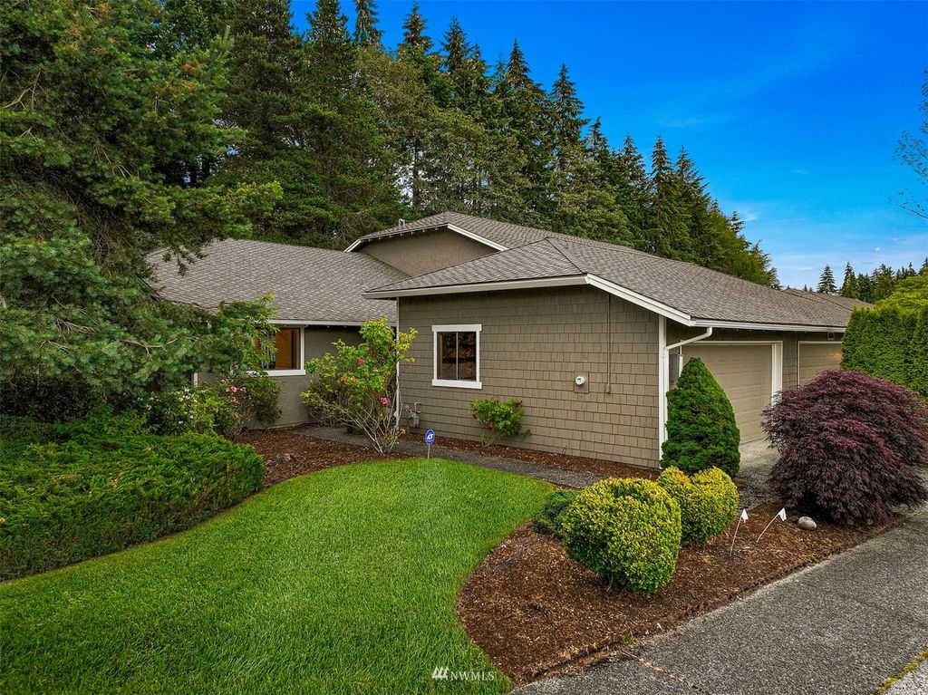Photo of 2628 174th Avenue NE, Redmond, WA 98052 (MLS # 1963784)