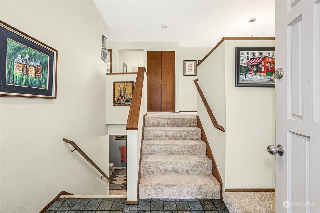 Photo of 19727 41st Avenue NE, Lake Forest Park, WA 98155 (MLS # 2128802)