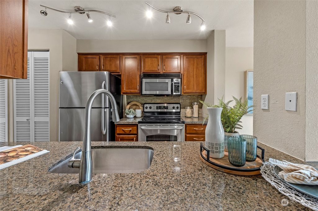 Photo of 430 Bellevue Way SE #101, Bellevue, WA 98004 (MLS # 2297683)