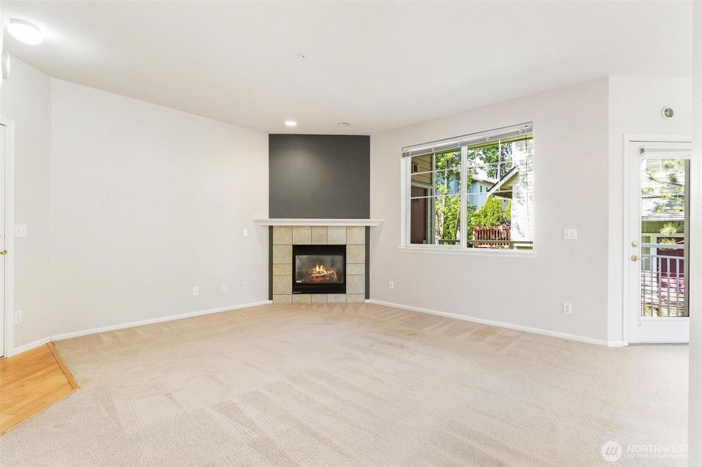 Photo of 13000 Admiralty Way #D204, Everett, WA 98204 (MLS # 2525068)