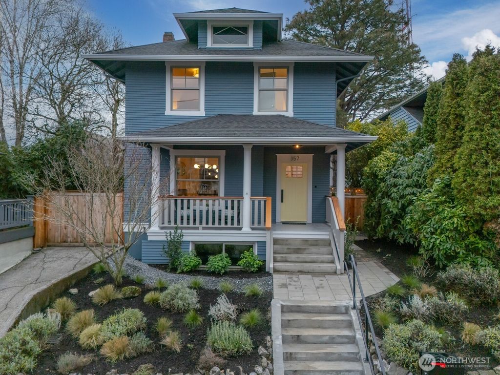 Photo of 357 Garfield Street, Seattle, WA 98109 (MLS # 2465354)