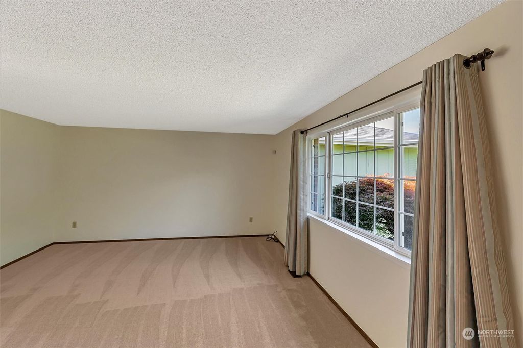 Photo of 20408 119th Avenue SE, Kent, WA 98031 (MLS # 2078413)