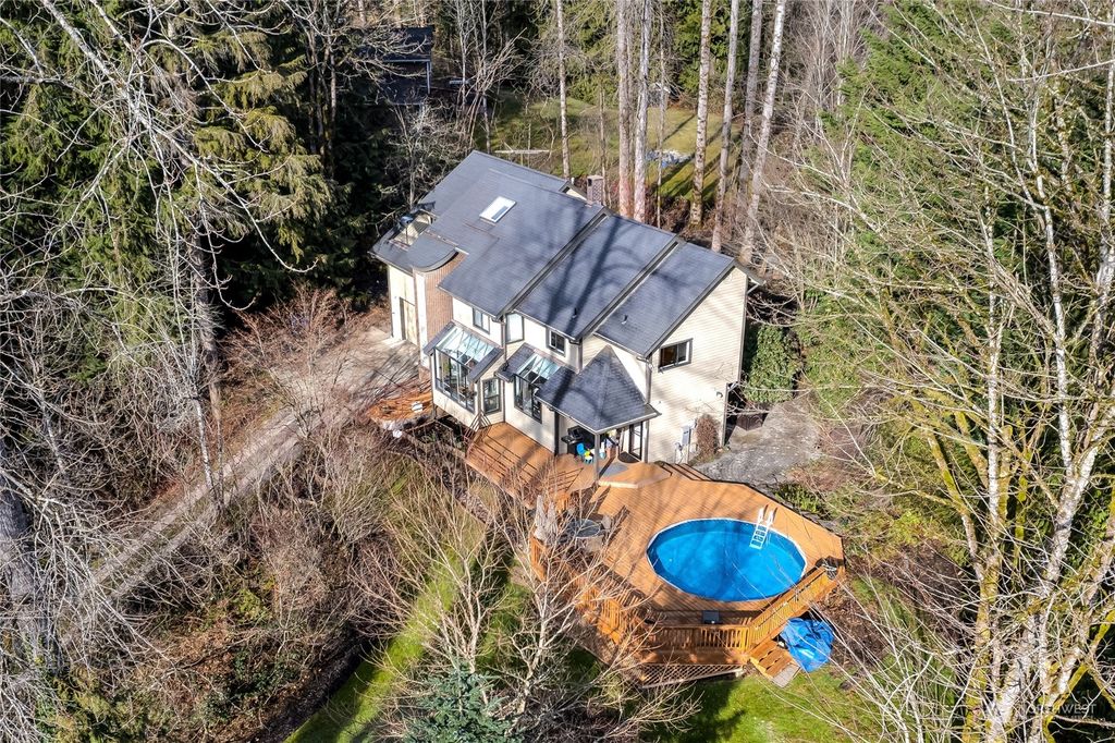 Photo of 16518 203rd Place NE, Woodinville, WA 98077 (MLS # 2041814)