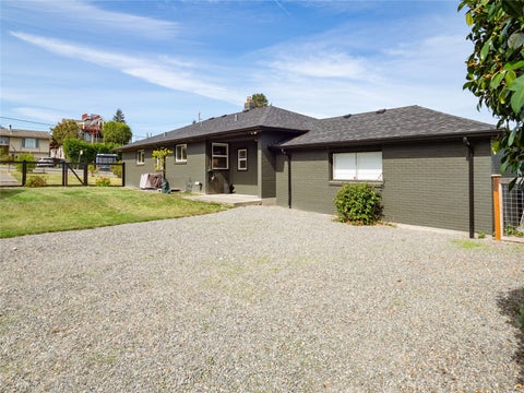 Photo of 11530 87th Avenue S, Seattle, WA 98178 (MLS # 2599608)