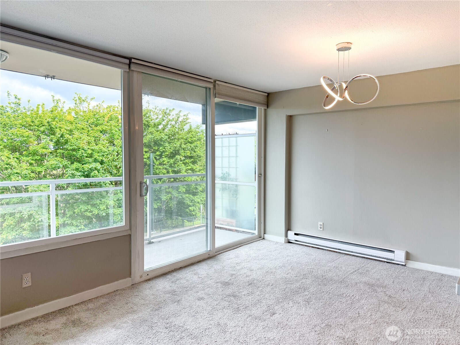 235 Broadway 260