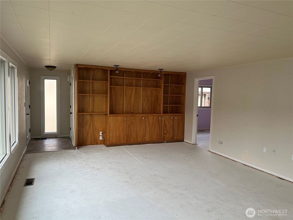 Photo of 508 E First Street, Cle Elum, WA 98922 (MLS # 2492543)