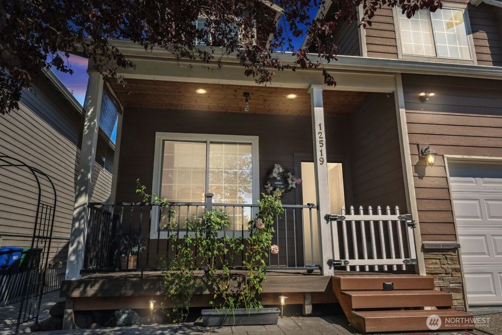 Photo of 12519 17th Avenue SE, Everett, WA 98208 (MLS # 2427111)
