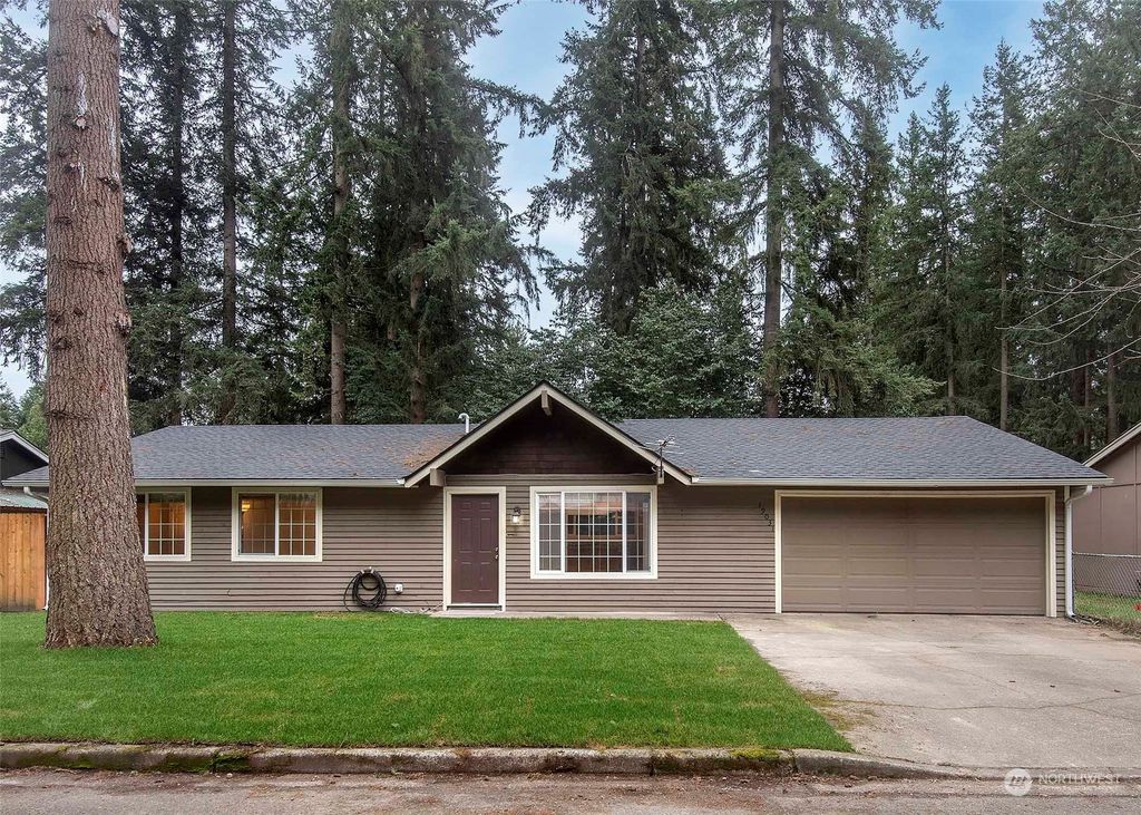 Photo of 19031 SE 266th Street, Covington, WA 98042 (MLS # 2190954)