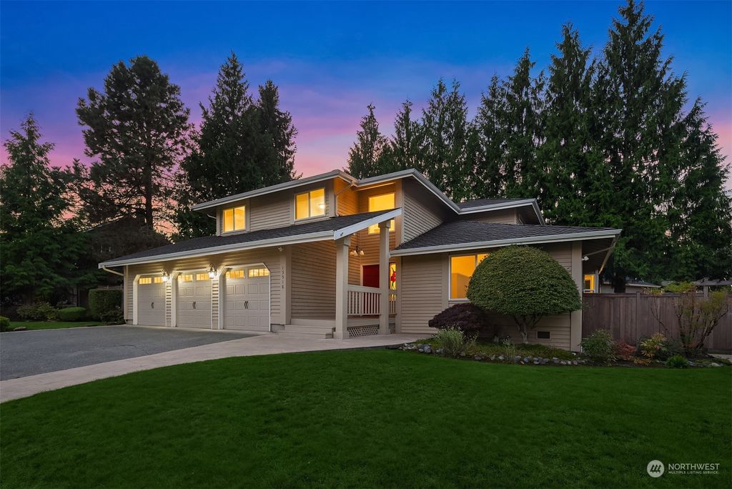 Photo of 13518 SE 189th Place, Renton, WA 98058 (MLS # 2284897)