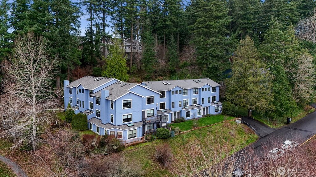 Photo of 816 20th Street #100, Bellingham, WA 98225 (MLS # 2468036)