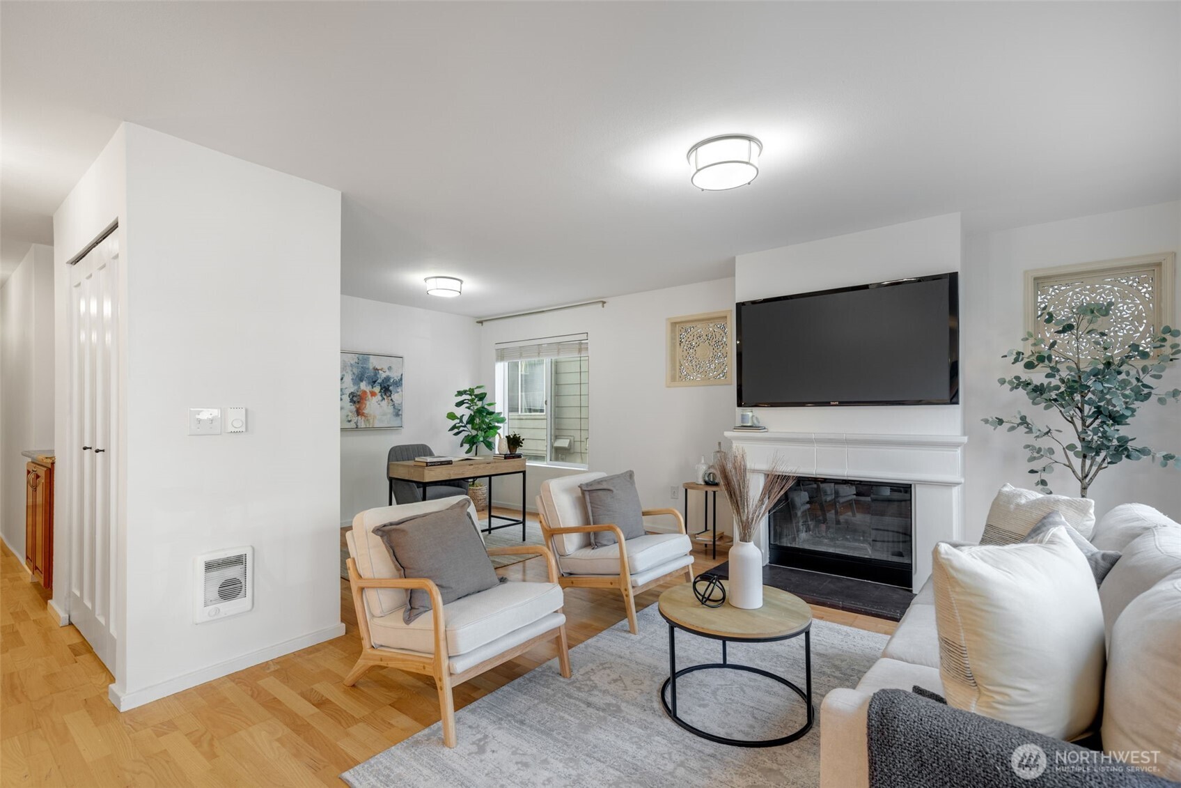 500 Aloha Street 211