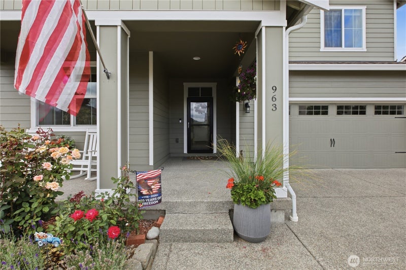 963 Bondgard Avenue