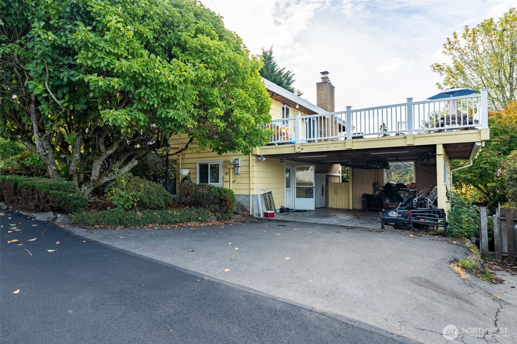 2005 SW 117th Place