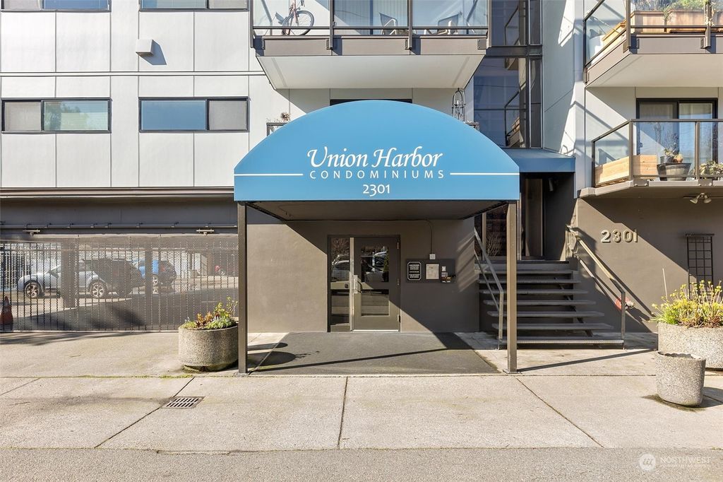 Photo of 2301 Fairview Avenue E #305, Seattle, WA 98102 (MLS # 2207288)