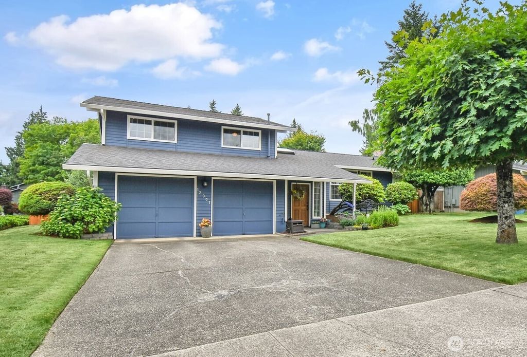 Photo of 12907 SE 245th Street, Kent, WA 98030 (MLS # 2389668)
