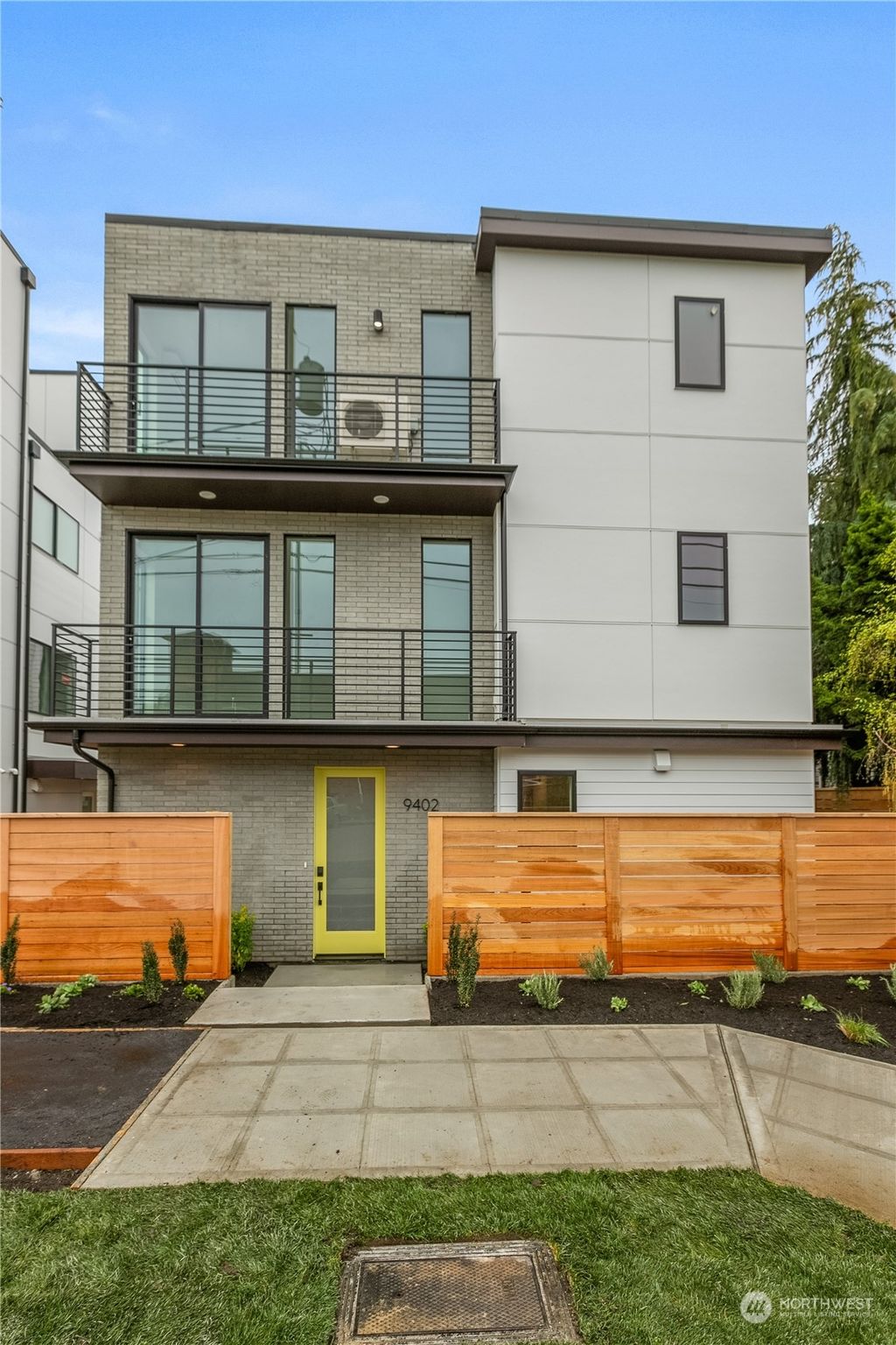 Photo of 9406 18th Avenue SW, Seattle, WA 98106 (MLS # 2222519)